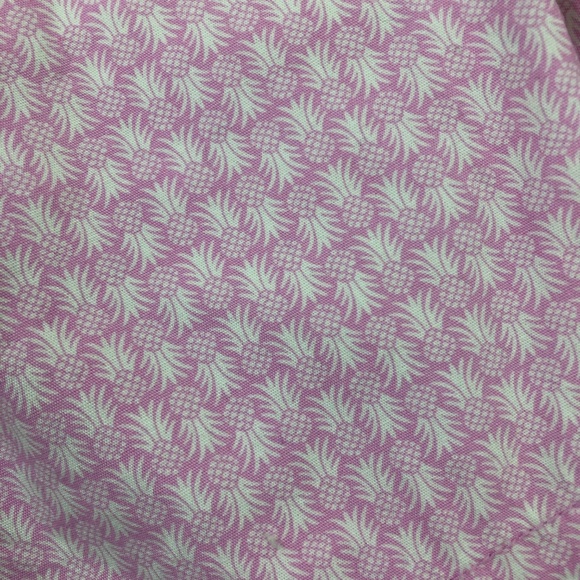 NWT Old Navy Pineapple Mid-Length Shorts - Picture 4 of 4